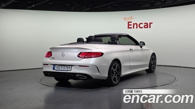 Mercedes-Benz C-Class из Кореи Encar