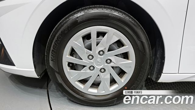 Hyundai AVANTE 1.6 Smart — пробег 10 501 км — фото 5 из 5