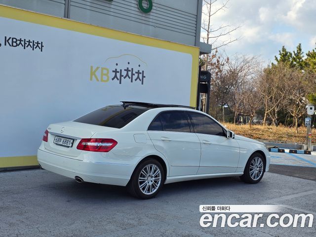 Mercedes-Benz E-Class из Кореи Encar