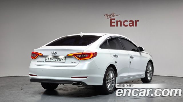 Hyundai Sonata 2.0 Smart — пробег 105 083 км — фото 2 из 5