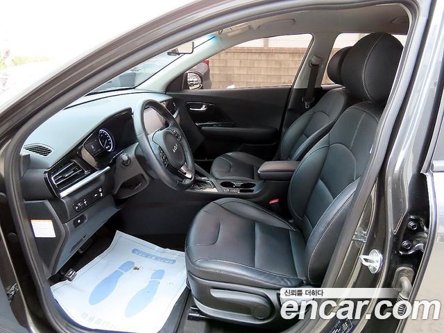 Kia Niro из Кореи Encar