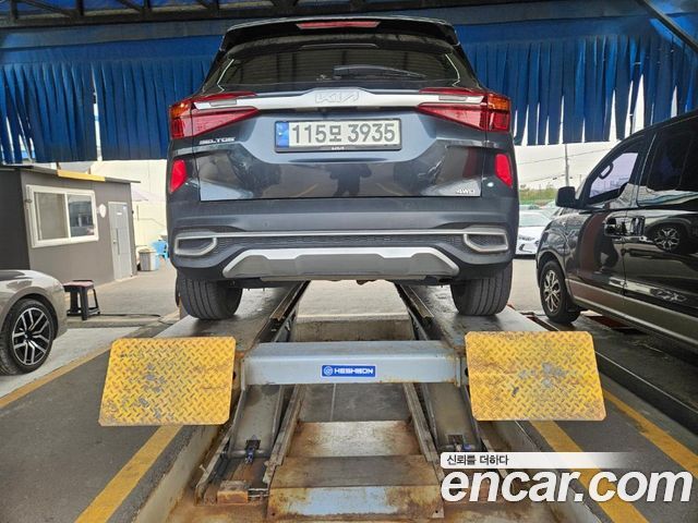 Kia Seltos из Кореи Encar