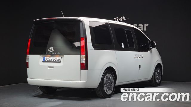 Hyundai Staria из Кореи Encar
