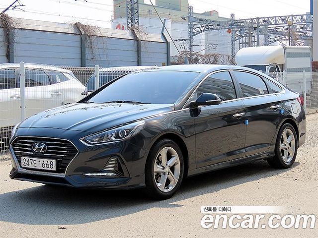 Hyundai Sonata 2.0 Smart Spicial — пробег 167 652 км — фото 2 из 5