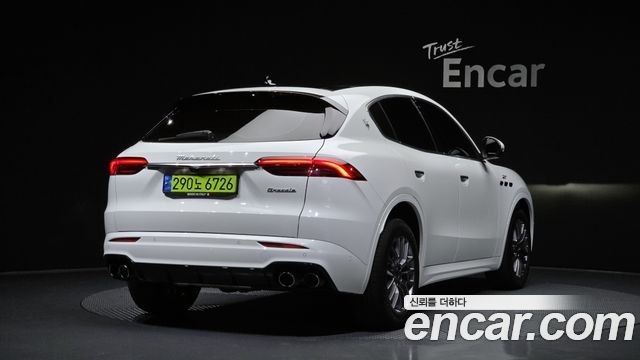 Maserati Grecale из Кореи Encar