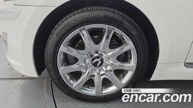 Hyundai Equus из Кореи Encar