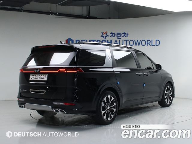 Kia Carnival из Кореи Encar