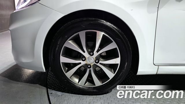 Hyundai Accent из Кореи Encar