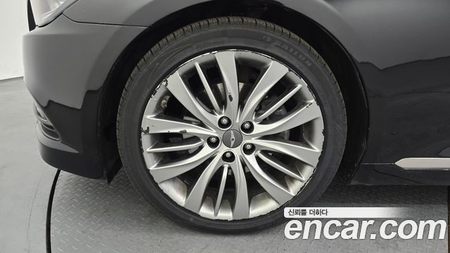 Hyundai Genesis из Кореи Encar
