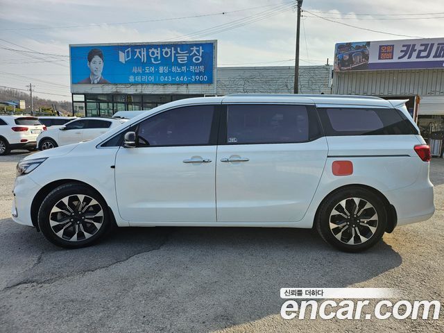 Kia Carnival из Кореи Encar