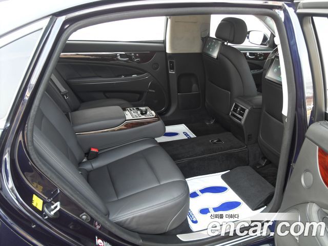 Hyundai Equus из Кореи Encar
