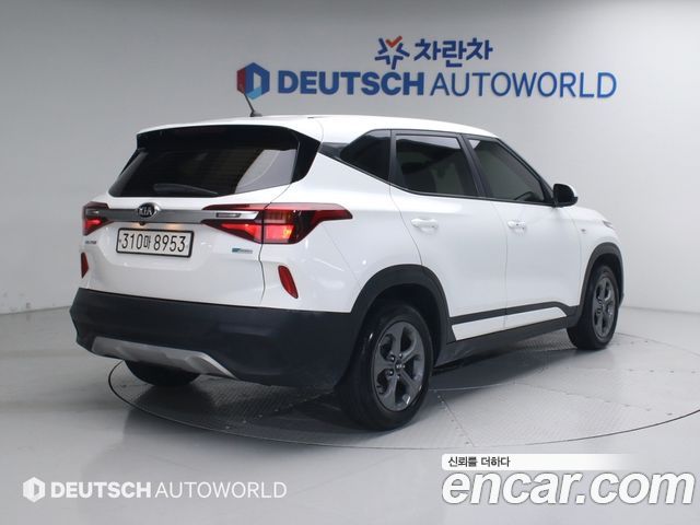 Kia Seltos из Кореи Encar