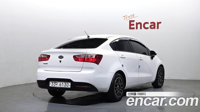 Kia pride из Кореи Encar