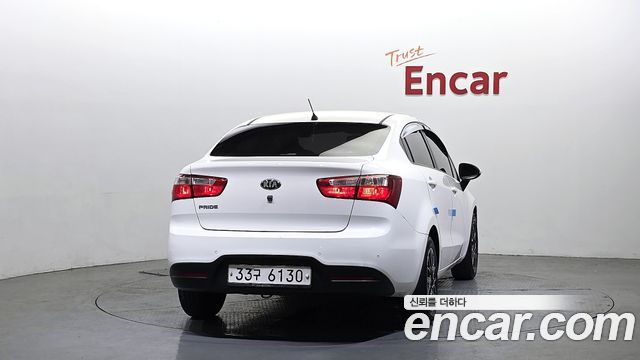 Kia pride из Кореи Encar