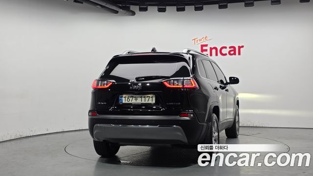 Jeep Cherokee из Кореи Encar