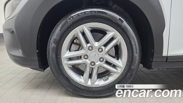 Hyundai Kona из Кореи Encar