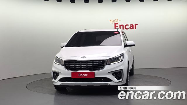 Kia Carnival из Кореи Encar