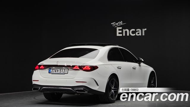 Mercedes-Benz E-Class из Кореи Encar