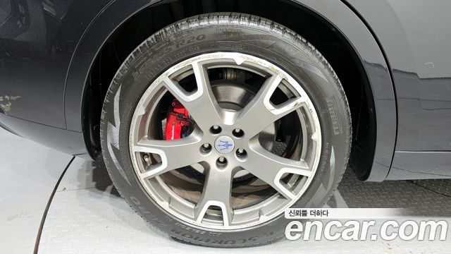 Maserati Levante из Кореи Encar