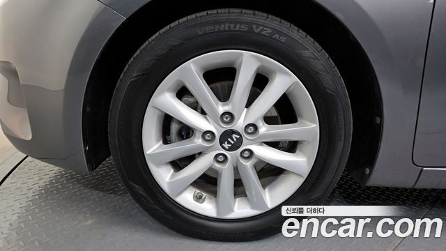 Kia K3 из Кореи Encar