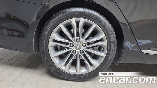 Hyundai Genesis из Кореи Encar