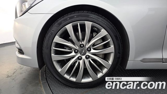 Hyundai Genesis из Кореи Encar