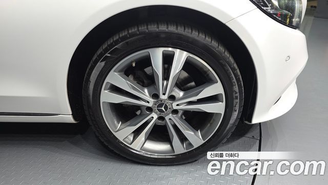 Mercedes-Benz C-Class из Кореи Encar