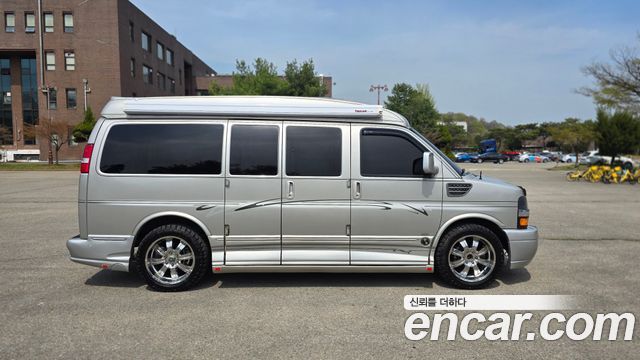 Chevrolet Express Van 5.3 AWD — пробег 159 325 км