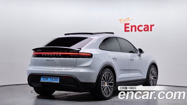 Porsche Macan из Кореи Encar