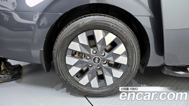 Hyundai Staria из Кореи Encar