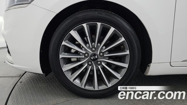 Kia K7 из Кореи Encar