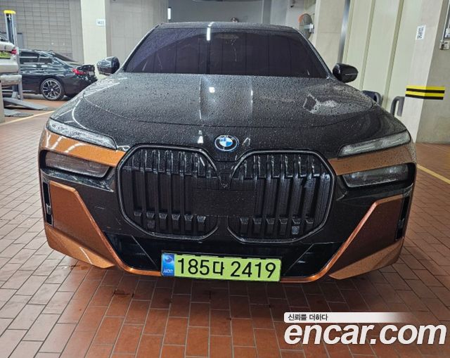 BMW i7 из Кореи Encar