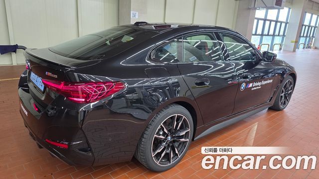 BMW i4 из Кореи Encar