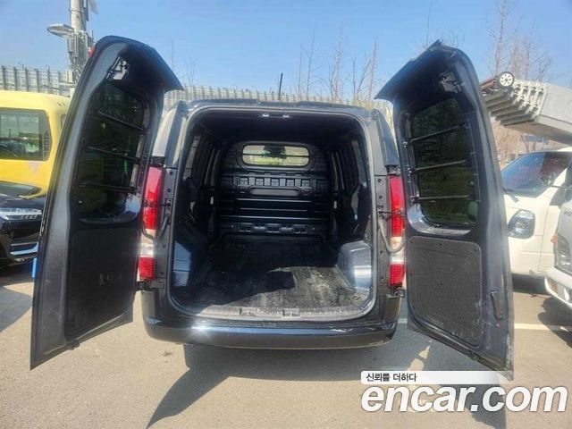 Hyundai Staria из Кореи Encar