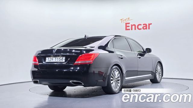 Hyundai Equus из Кореи Encar
