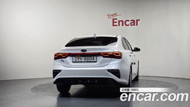 Kia K3 из Кореи Encar