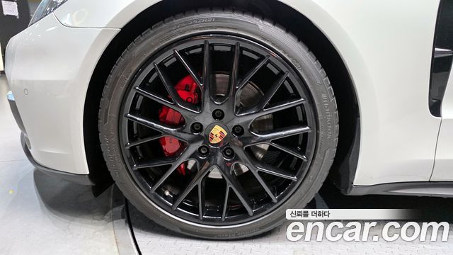 Porsche Panamera 3.0 AWD — пробег 73 980 км — фото 5 из 5