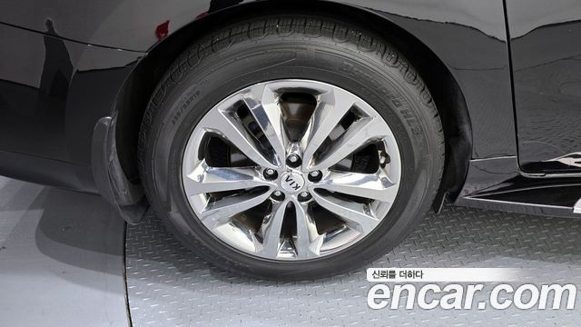 Kia Carnival 9-seater Prestige — пробег 136 260 км — фото 5 из 5