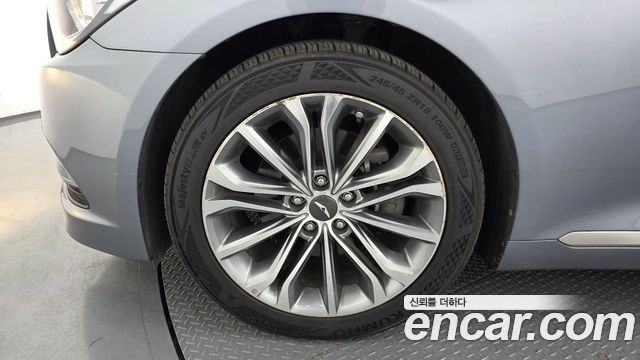 Hyundai Genesis из Кореи Encar