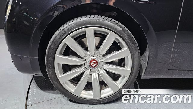 Bentley Flying Spur из Кореи Encar