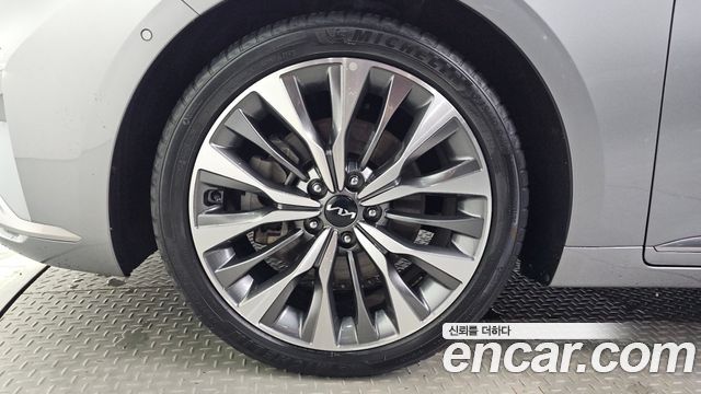 Kia K8 из Кореи Encar