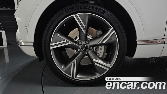 Genesis GV80 из Кореи Encar