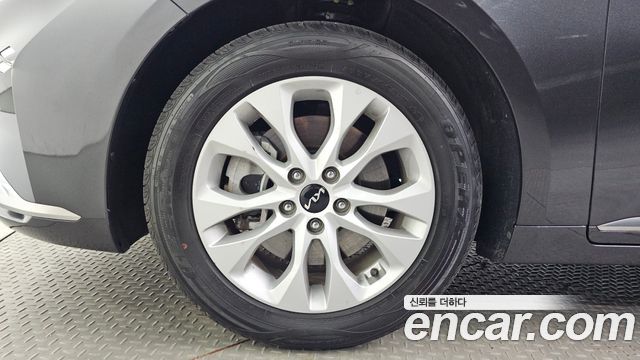 Kia K8 из Кореи Encar