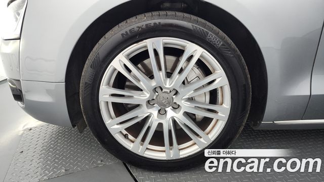 Audi A8 из Кореи Encar