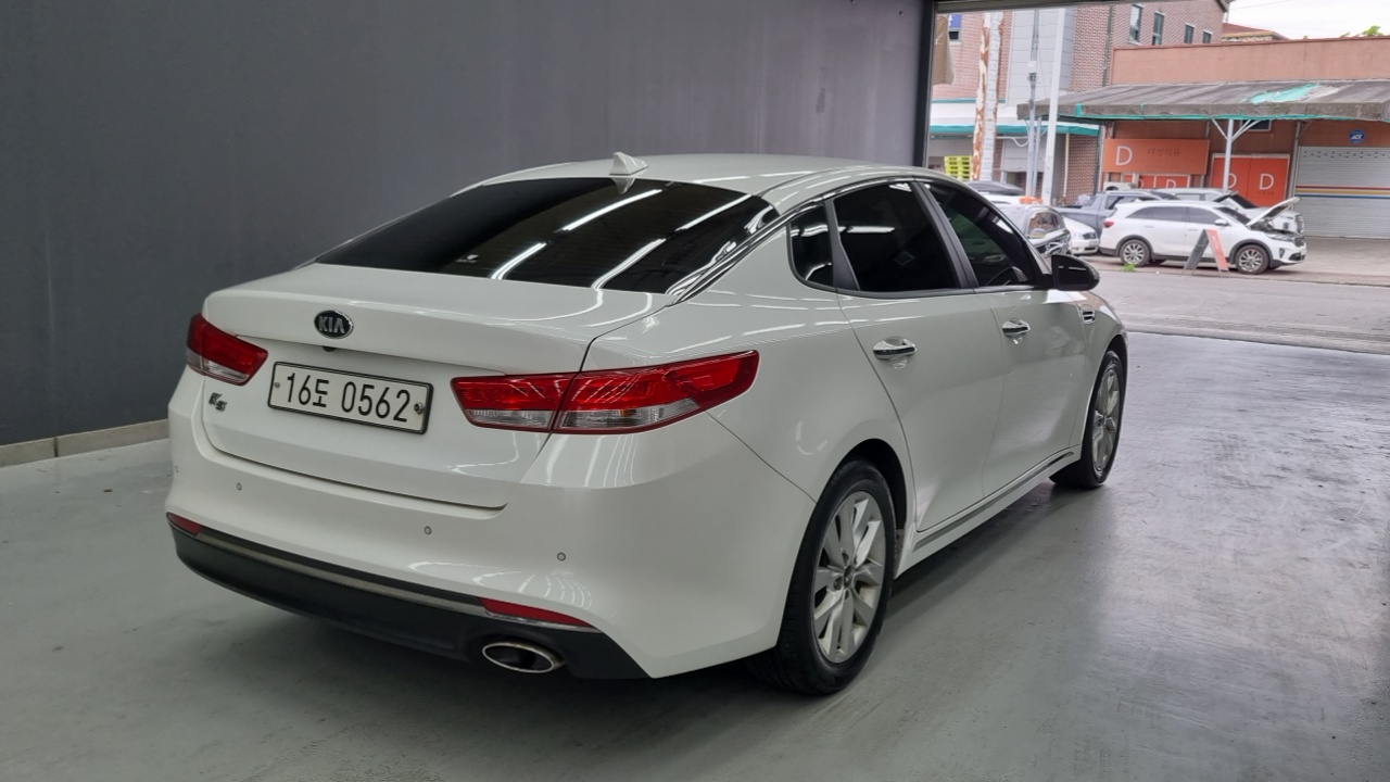 Kia K5 из Кореи Encar