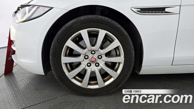 Jaguar XE из Кореи Encar