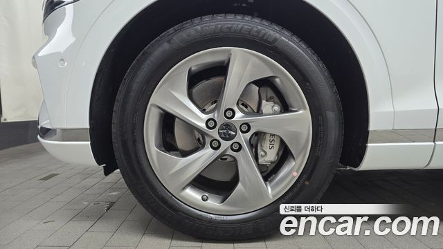 Genesis GV70 из Кореи Encar
