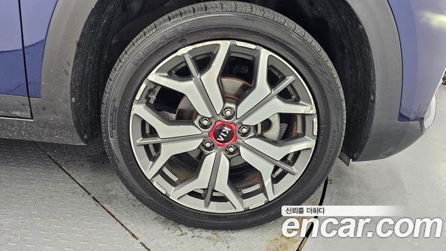 Kia Seltos из Кореи Encar
