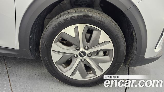 Kia Niro Earth — пробег 24 530 км — фото 5 из 5