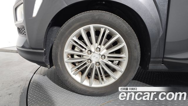 Hyundai Kona из Кореи Encar